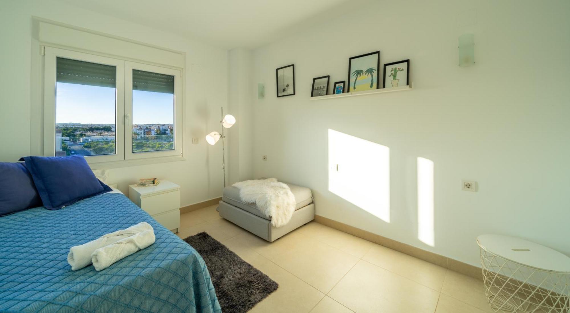 Espectacular apartamento en primera linea de mar Torrevieja Exterior foto