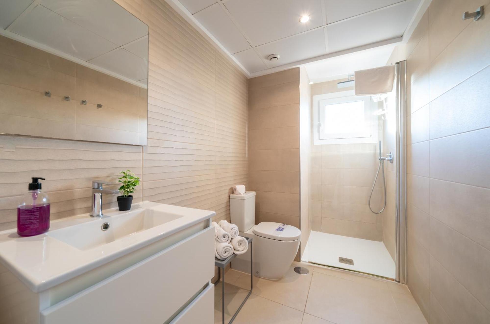 Espectacular apartamento en primera linea de mar Torrevieja Exterior foto